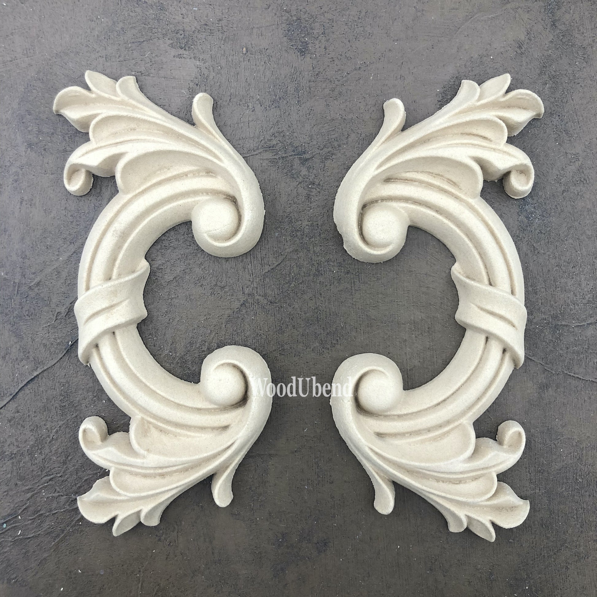 WUB x1017  Pack of 2 Crescents image 0