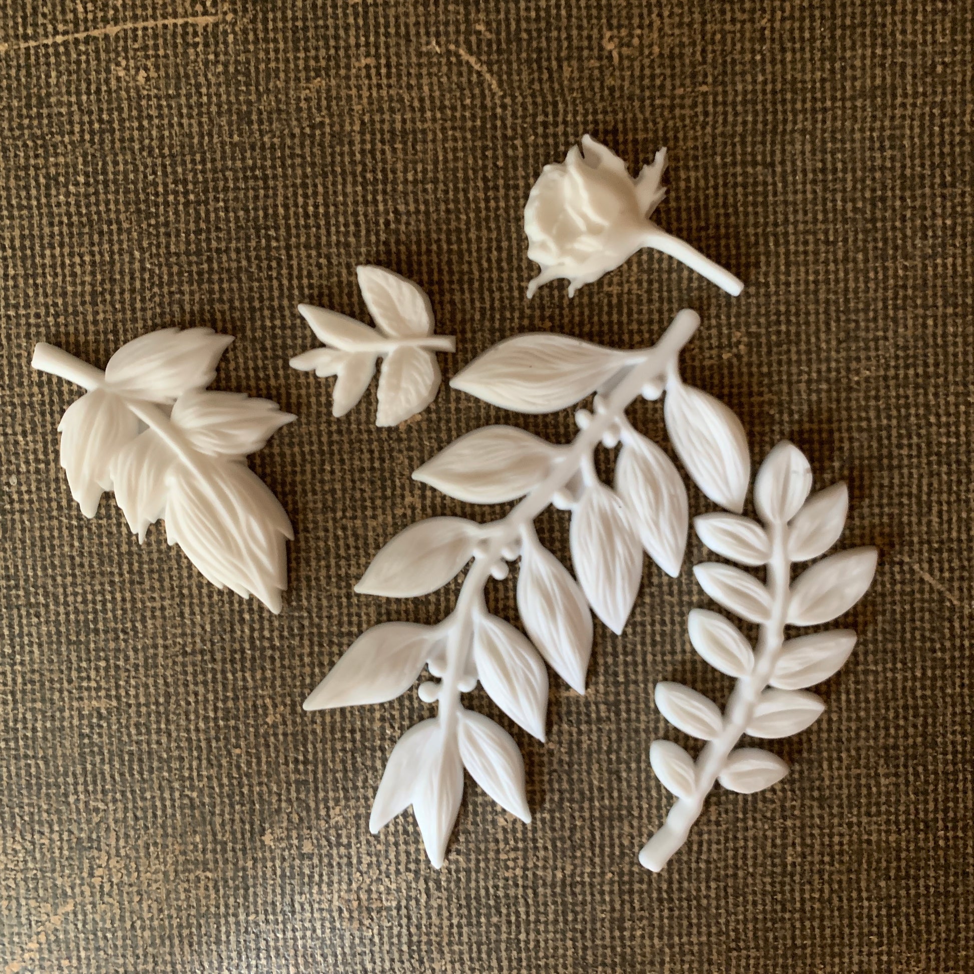 Leafy Blossom Resin Shapes image 0
