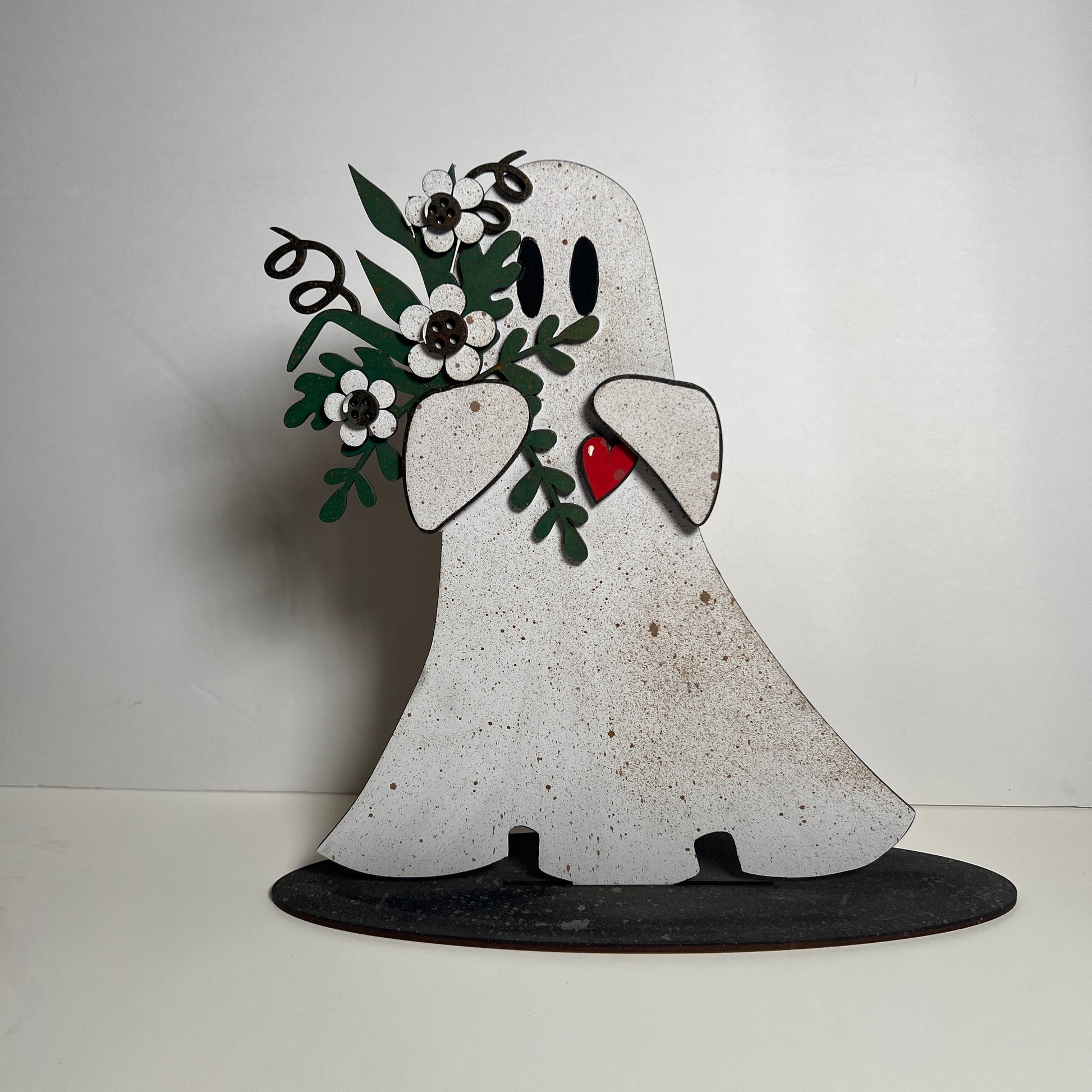 Ghost heart Shelf Sitter